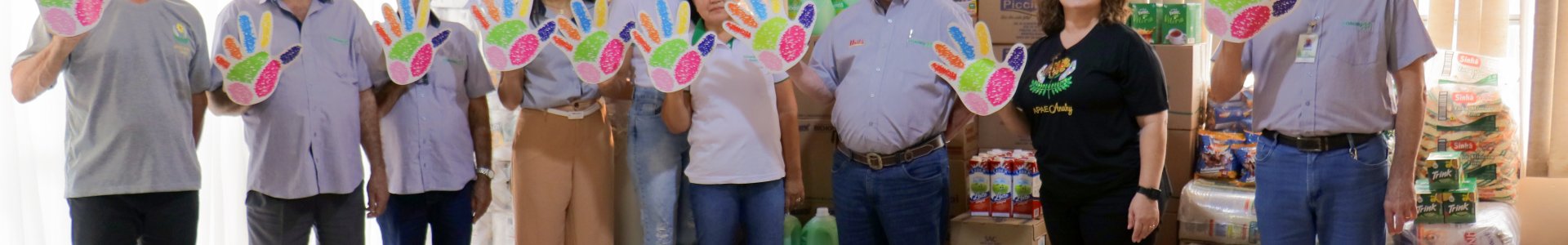 DIA C em Anahy  Coagru entrega doações à APAE