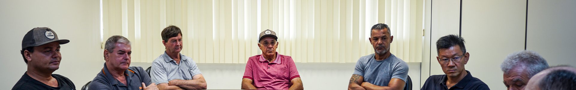 Associados da Coagru visitam a Unitá