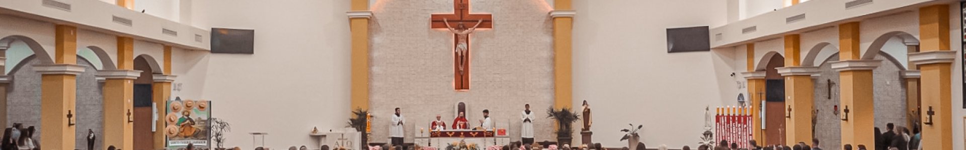 Missa em Ação de Graças celebra os Frutos da Terra e homenageia os 50 anos da Coagru