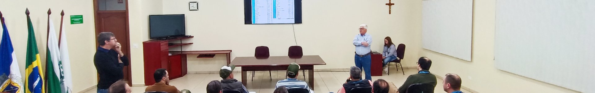 Líderes cooperativistas da Argentina visitam a Coagru