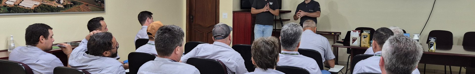 Treinamento técnico, portfólio e lançamentos da marca Vaxxinova