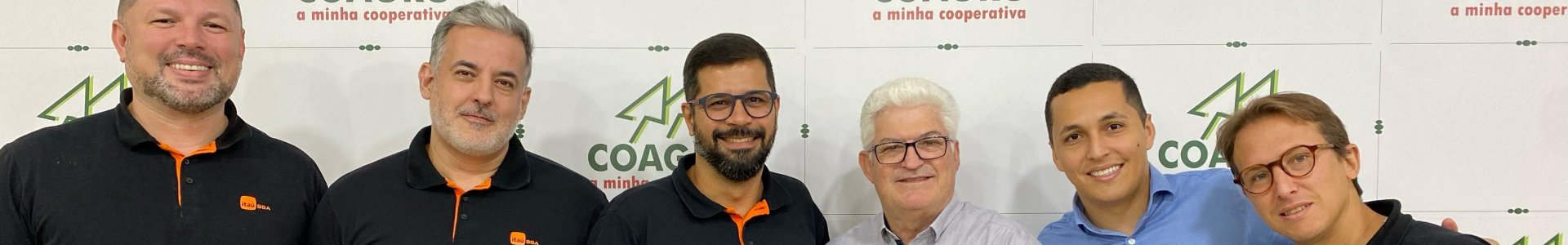 Coagru recebe representantes do Banco Itaú para reunião estratégica