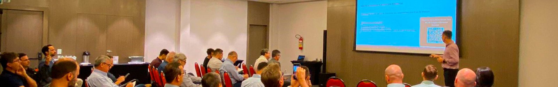 Coagru marca presença no Fórum de Energia e Biomassa Florestal em Curitiba