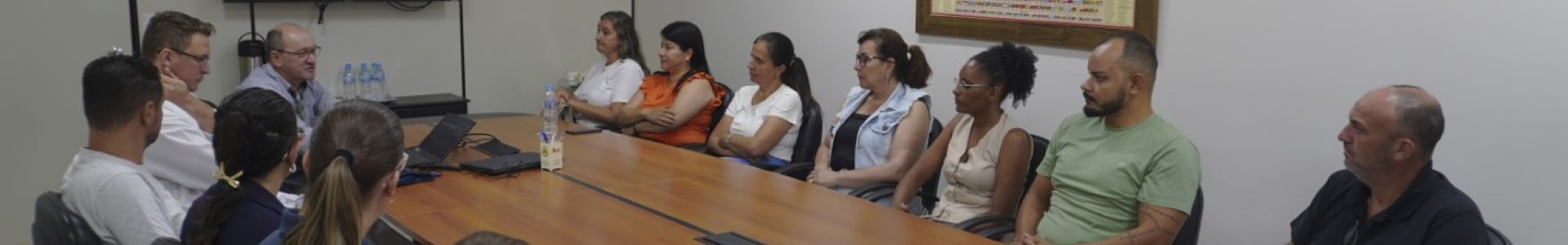 Diretores de escolas de Ubiratã visitam a Unitá