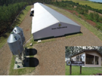 2015 - Implantação da Escola Avícola