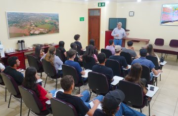 roteiro-de-conhecimentos-para-os-jovens-do-lidercoop-fase-ii