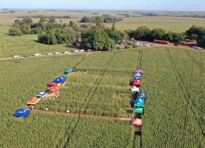 Cooperantes da Unidade do Rio Verde participam de Dia de Campo