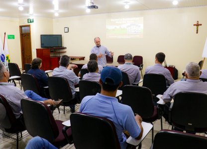 Coagru promove treinamento sobre os produtos UNIÃO