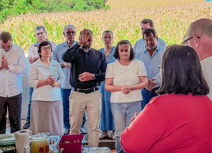 Dona Albertina celebra 103 anos cercada pelo carinho da família e da comunidade