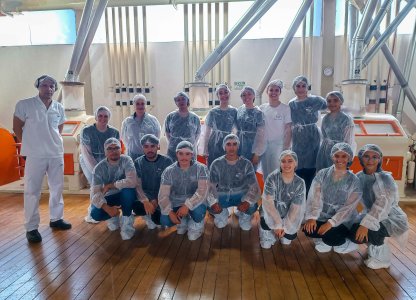Estudantes de Ubiratã visitam o Moinho de Trigo da Coagru
