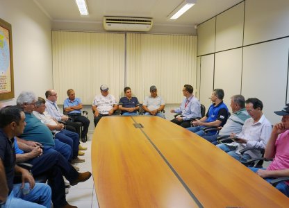 Comitiva de associados visita instalações da Unitá