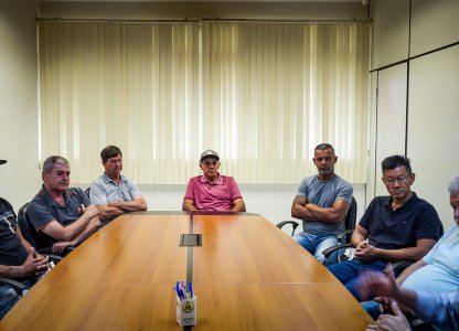 Associados da Coagru visitam a Unitá