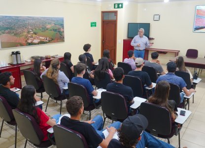 Roteiro de Conhecimentos para os jovens do Lidercoop Fase II 