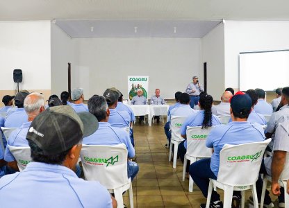 Reunião de avaliação de safra com setor operacional