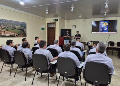 Treinamento técnico, portfólio e lançamentos da marca Vaxxinova