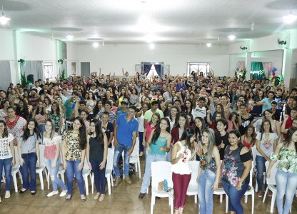 Jovens da Coagru sementes do futuro