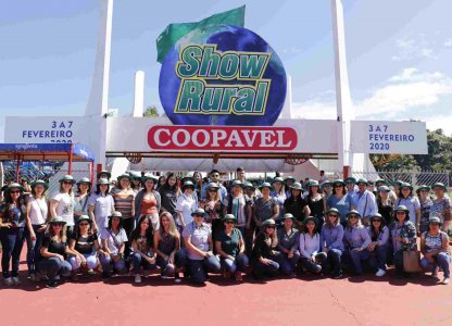 Associados da Coagru participam do Show Rural