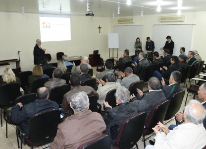 COAGRU RECEBE TÉCNICOS DA OCEPAR