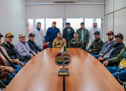 visita-tecnica-a-unita-amplia-conhecimentos-sobre-biosseguridade-na-avicultura