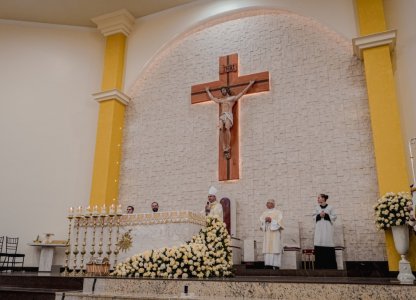 Celebração do Dia de Santa Teresinha reúne multidão em Campina da Lagoa