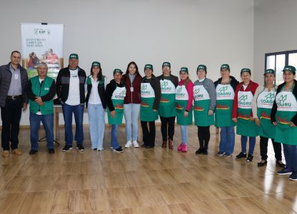 Grupos femininos de Nova Cantu participam de curso sobre aproveitamento da carne de frango