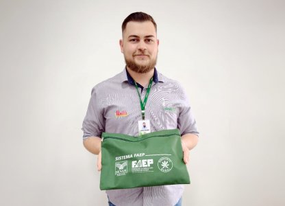 Avicultura: curso de ambiência e programação de painel