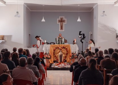 coagru-apoia-novena-de-santa-teresinha-em-ubirata