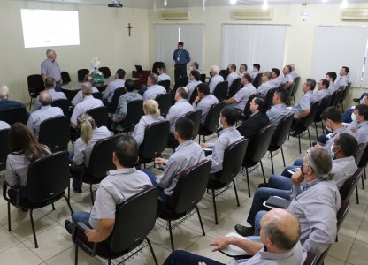 REUNIÃO DE CONSELHOS DA COAGRU É REALIZADA COM VISITA TÉCNICA DA OCEPAR