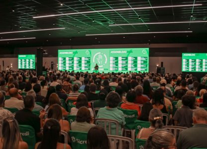 Cooperativismo em evidência na participação de Cavalini na AGO do Sicredi