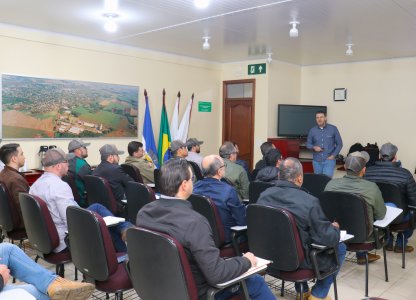 Equipe técnica Coagru em treinamento com empresa Sumitomo