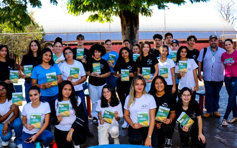 Coagru realiza palestra para Curso Técnico em Agronegócio