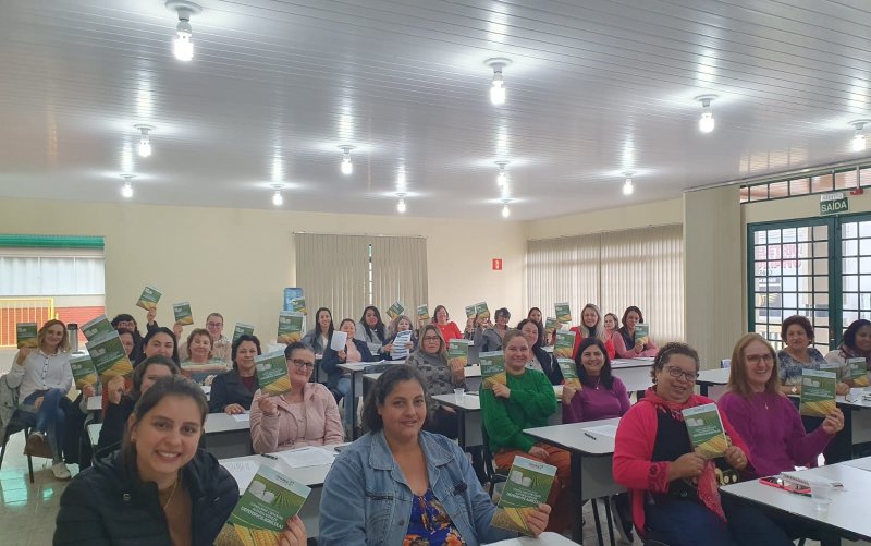 Coagru realiza formação para novas integrantes do Coopermulher