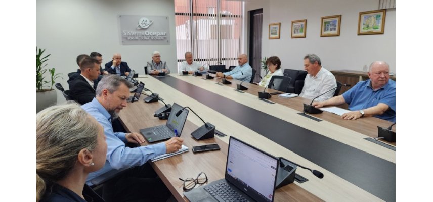Presidente da Coagru coordena reunião do Conselho Fiscal da Ocepar