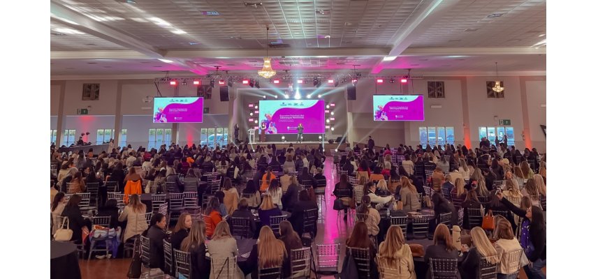 Lideranças do CooperMulher da Coagru participam de encontro estadual em Francisco Beltrão