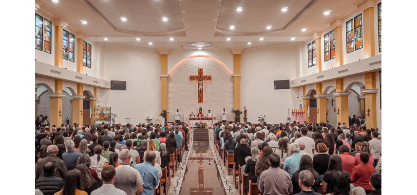 Missa em Ação de Graças celebra os Frutos da Terra e homenageia os 50 anos da Coagru