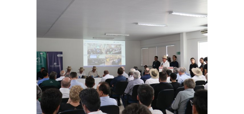 Reunião de líderes de cooperativas debatem futuro do setor