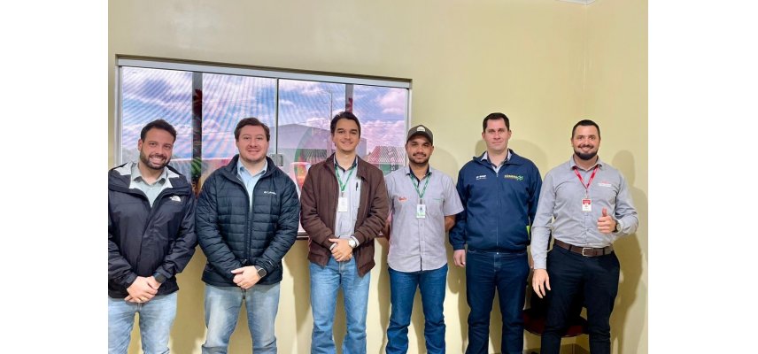 Coagru realiza alinhamento técnico sobre novos produtos da marca própria