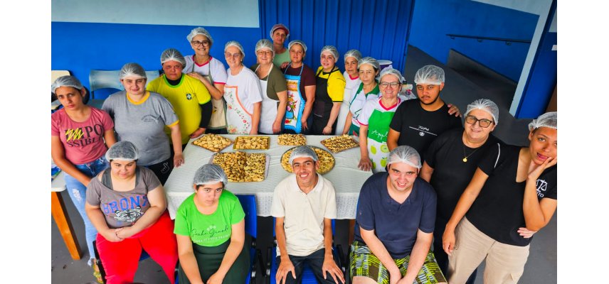 CooperMulher promove ação de integração na APAE de Nova Cantu