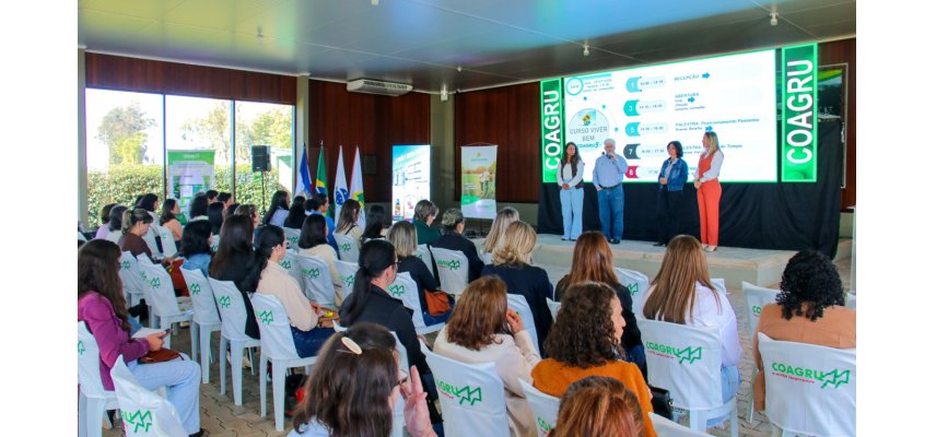 Coagru realiza tradicional Curso Viver Bem para as participantes do Coopermulher
