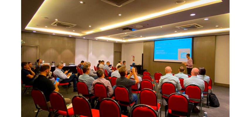 Coagru marca presença no Fórum de Energia e Biomassa Florestal em Curitiba