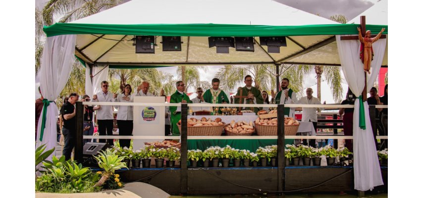 Show Rural Coopavel inicia com missa campal no tradicional Dia da Família