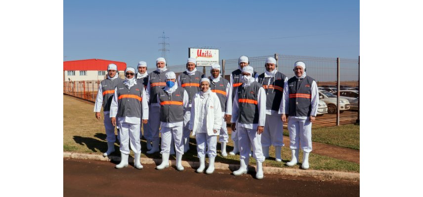 Produtores associados visitam a Unitá