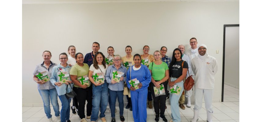 Lideranças do CooperMulher da Coagru visitam instalações da Unitá