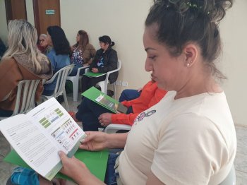 Orientação sobre o uso correto de EPIs na aplicação agrícola